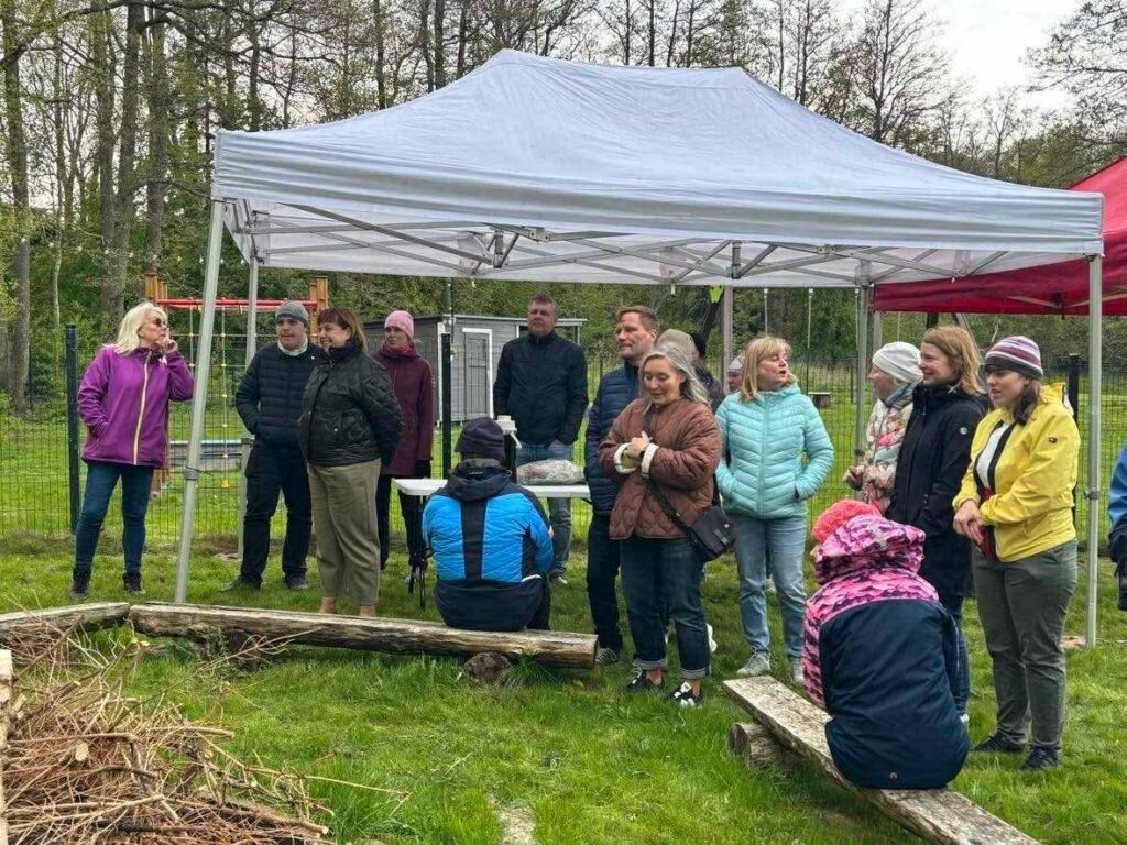 1fde8e80-e3e1-4712-84f9-6d1a31d30153