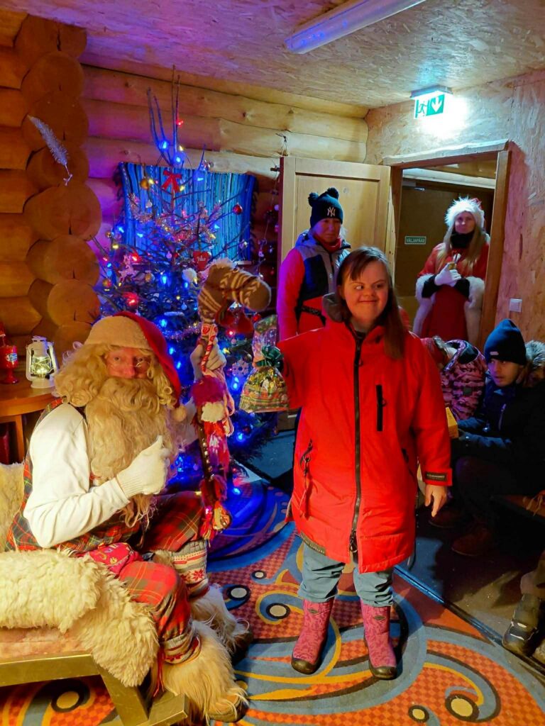 att.S2WXKuQ-RVHcDF-CiRetNJU2lQGrlEQCmIlHa1fVViQ